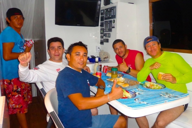  comida no navio 